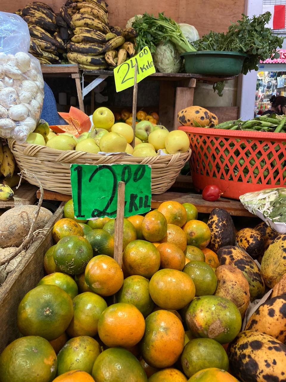 Mercado 2 de Abril - Frutas y Legumbres 